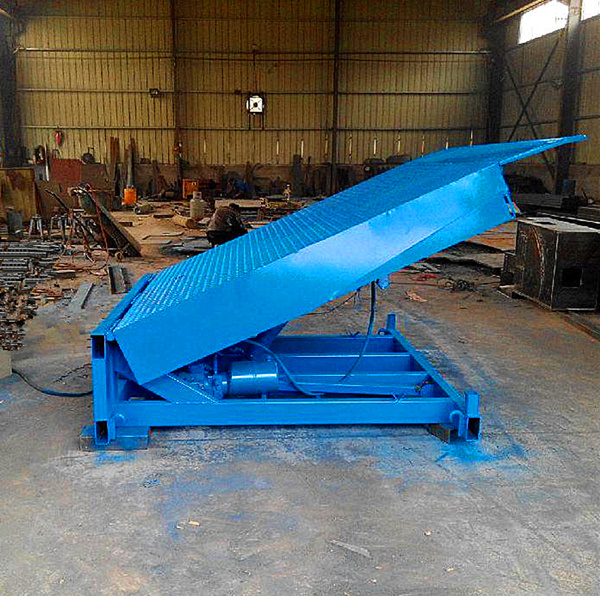 簡(jiǎn)述各類液壓登車(chē)橋優(yōu)點(diǎn)性能(圖2) \